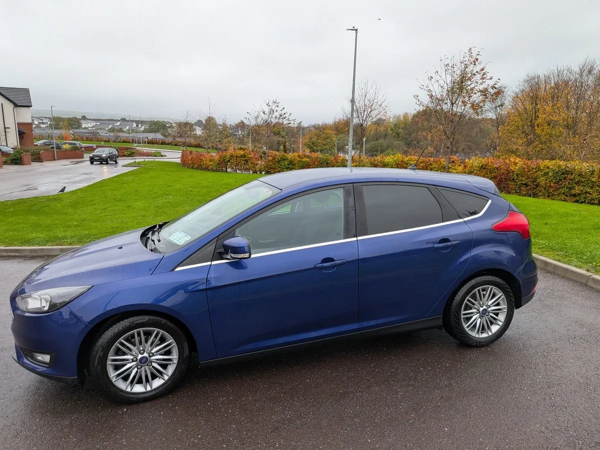 172 Ford Focus 1.5 TDCI ZETEC 95 BHP 5DR - Image 2