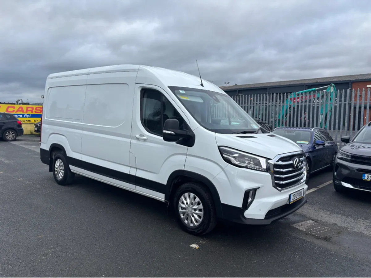 Maxus DELIVER 9 Lab 6 speed hi roof €13821 plus 23 - Image 1