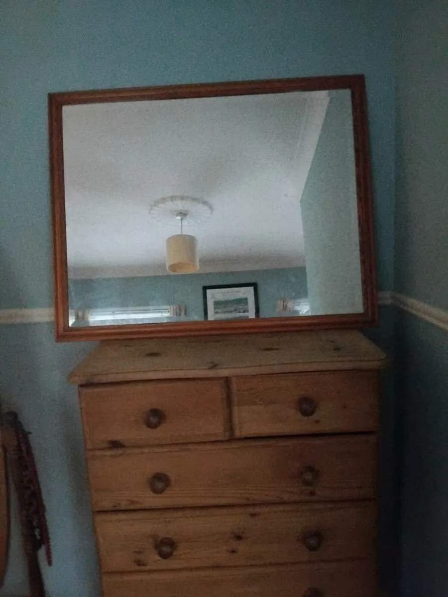 Bevelled mirror pine frame - Image 1