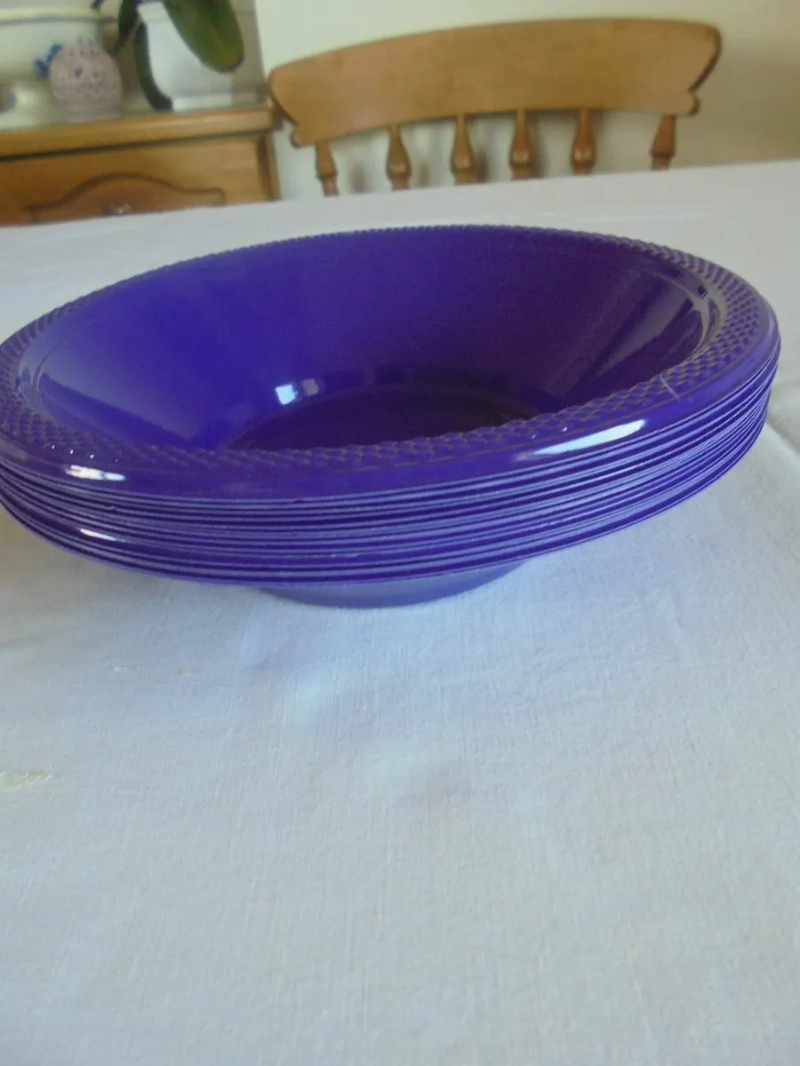Purple Plastic Bowls x 20 for Sale - Image 1
