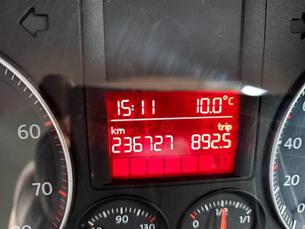 Volkswagen Golf 2007 - Image 2