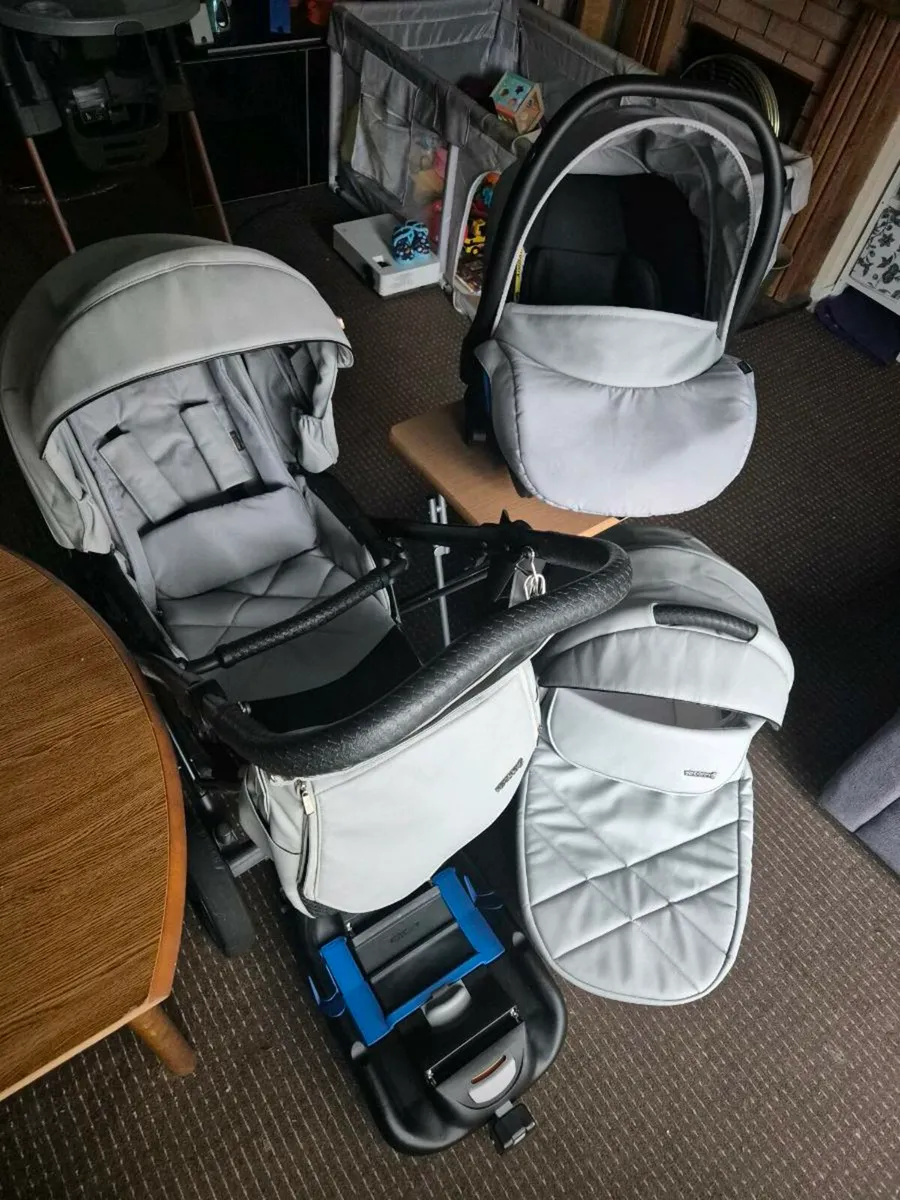 Venicci Asti Travel System - Image 3