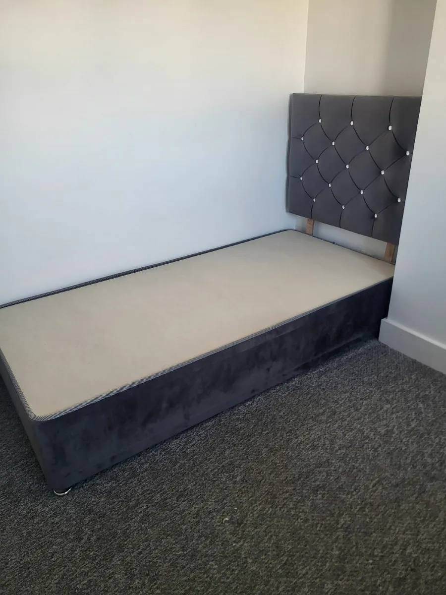 2 Single Beds (Immaculate Condition) - Image 3