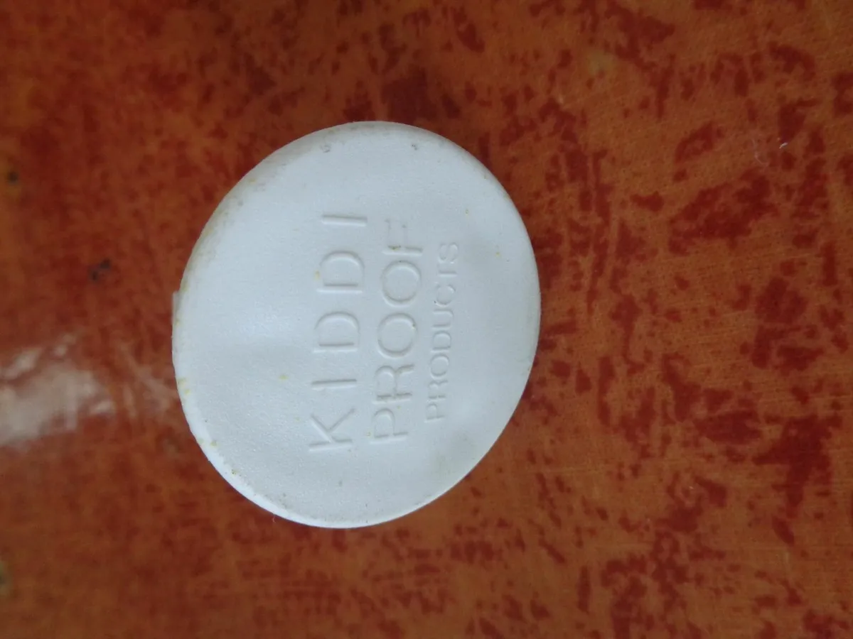 Baby Socket Safety Cover & Baby Light Socket - Image 2