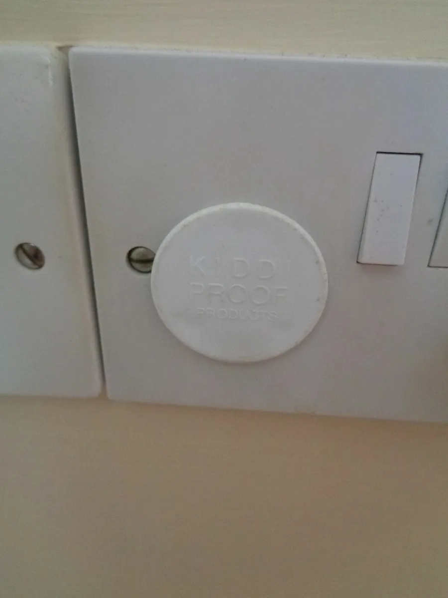 Baby Socket Safety Cover & Baby Light Socket - Image 3