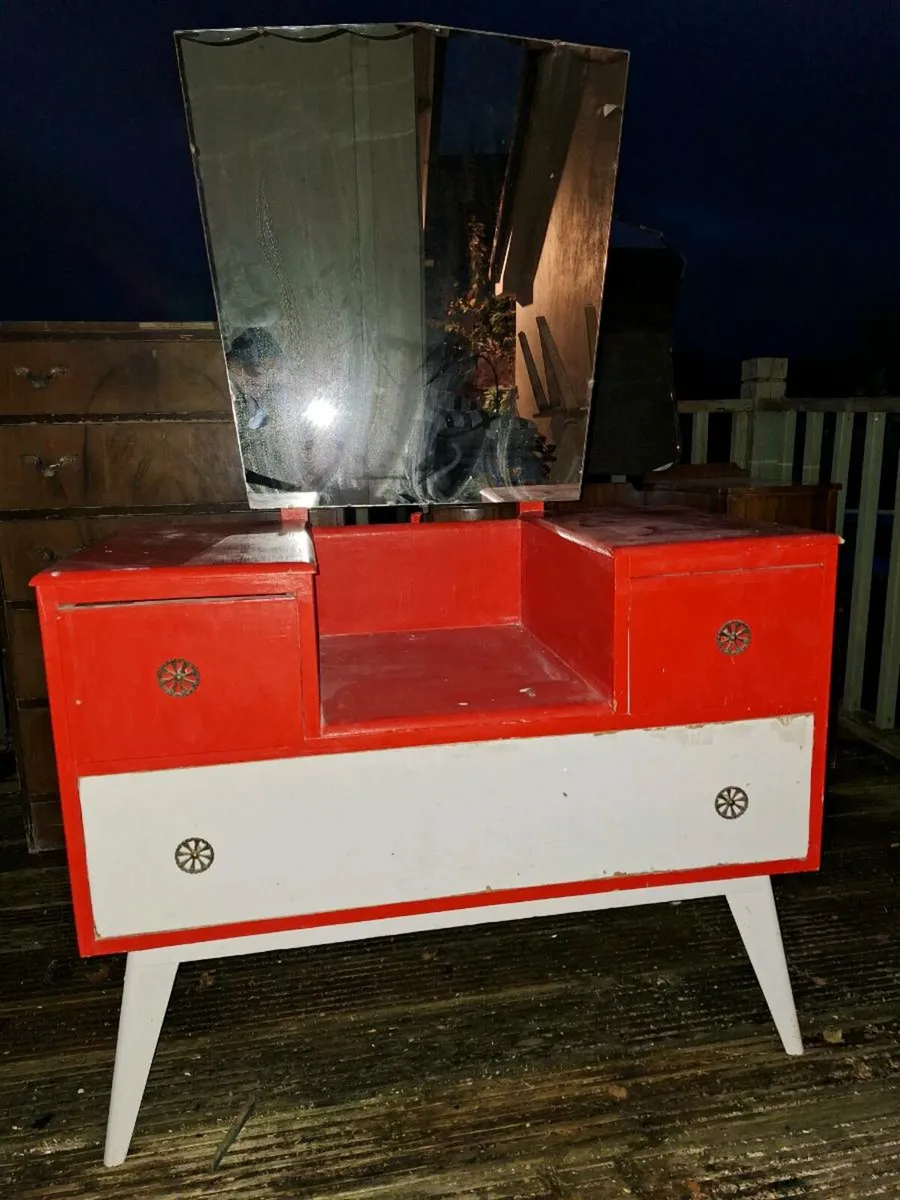Vintage dresser for restoration (DELIVERY) - Image 1