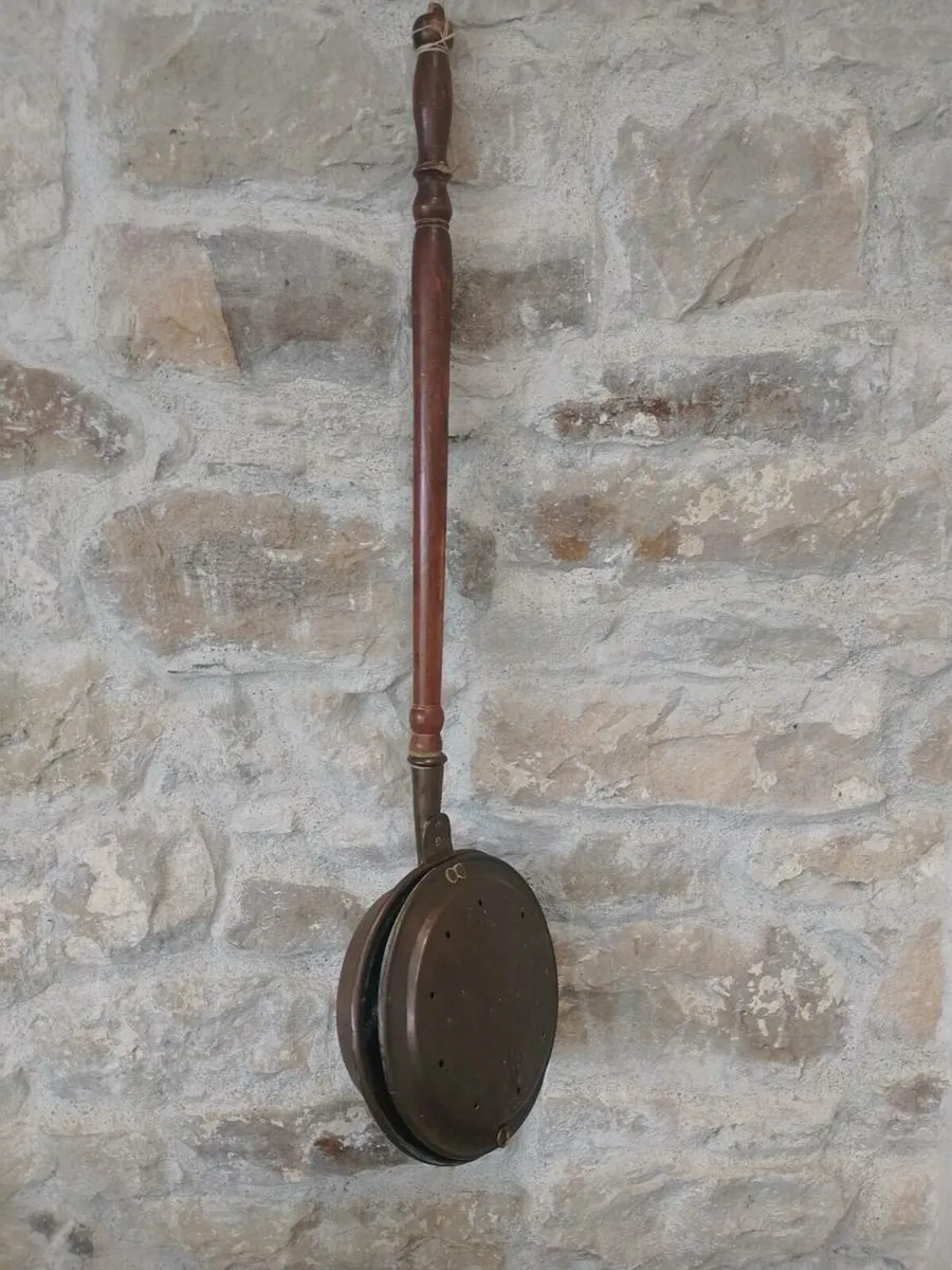 1800 antique bed warmer - Image 1