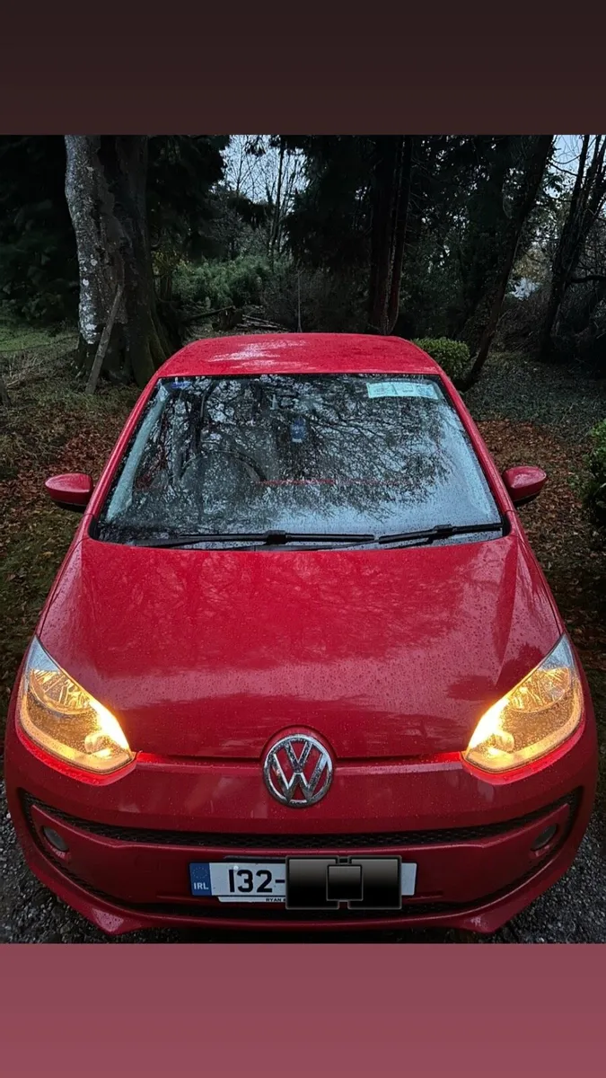 Red automatic VW UP! 2013 great condition - Image 2