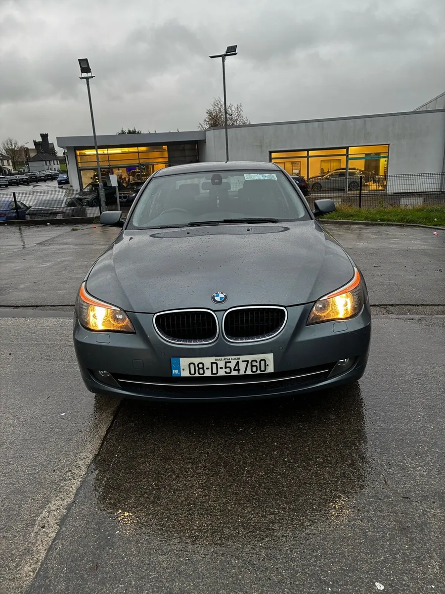 BMW 520D - Image 1