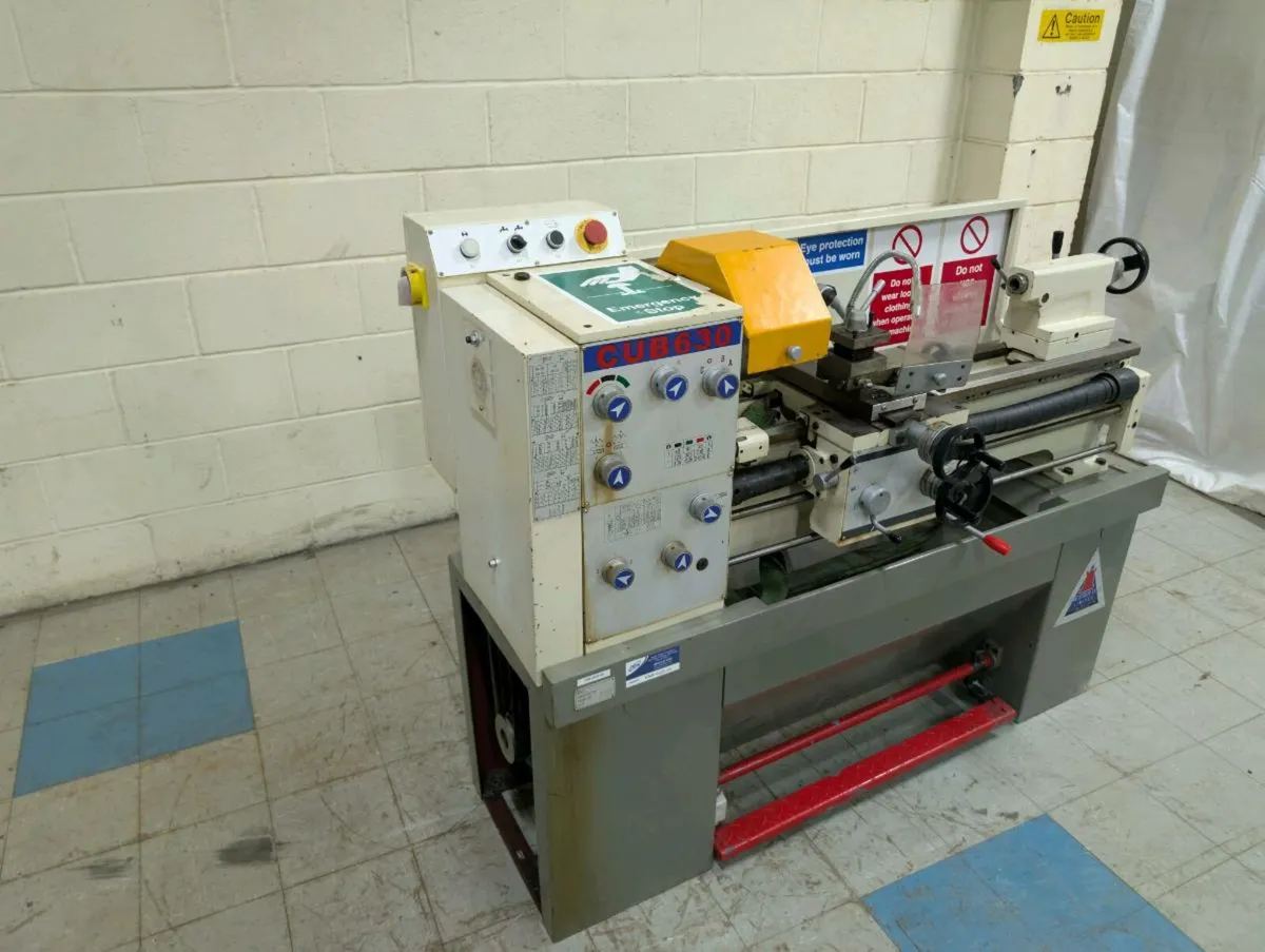 Ex school Chester metal lathe CUB630 - Image 2