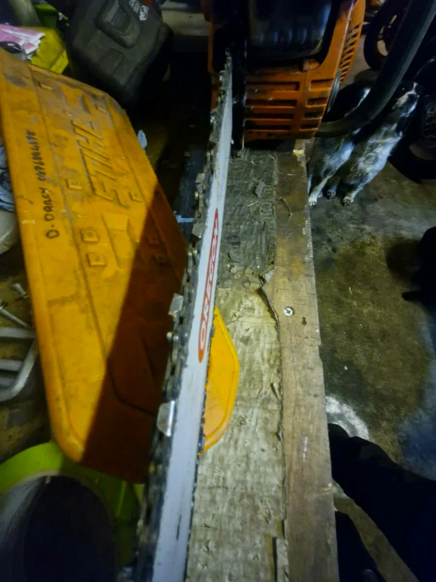 Husqvarna chainsaw - Image 2