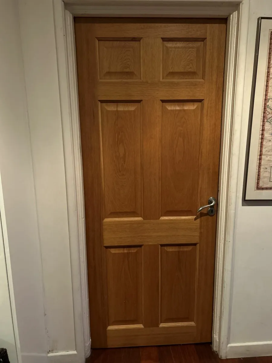 Solid wood internal door