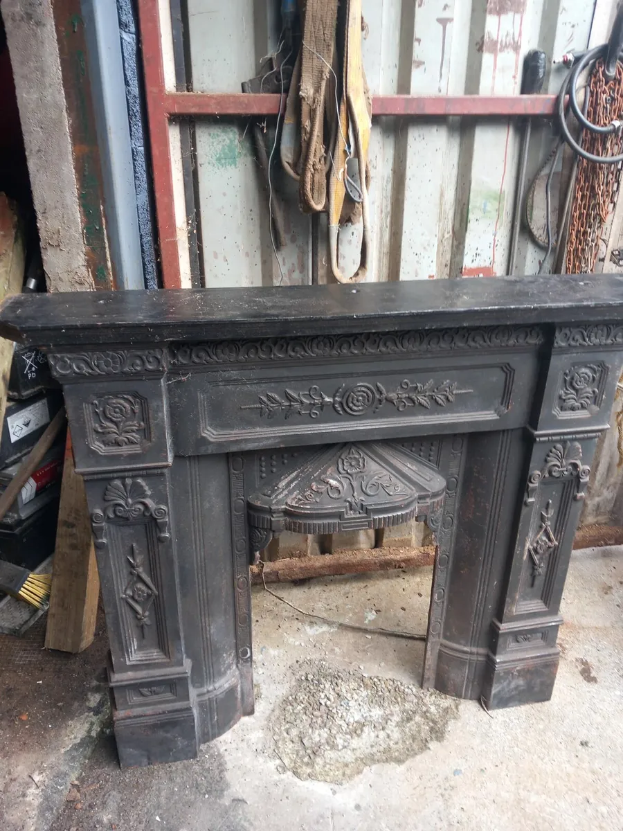 Cast iron fireplace - Image 1
