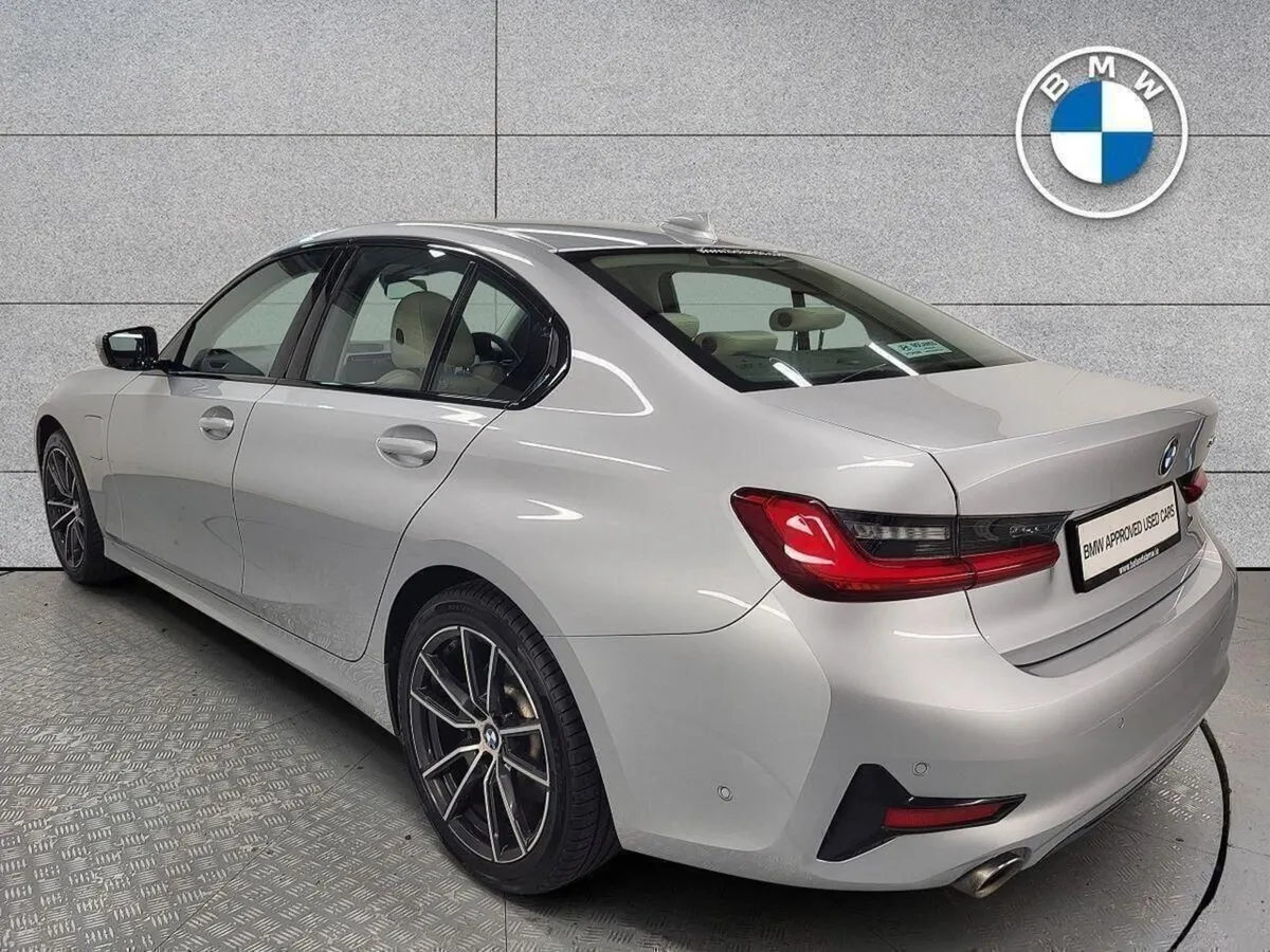 BMW 3 Series 330e Sport Pro Saloon - Image 2