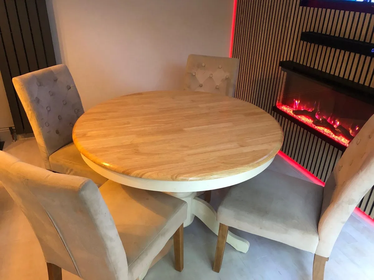 Dining table - Image 4