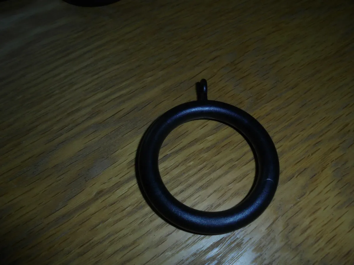 Black Wooden Curtain Rings with Eyes x 13 for Sale - Image 3