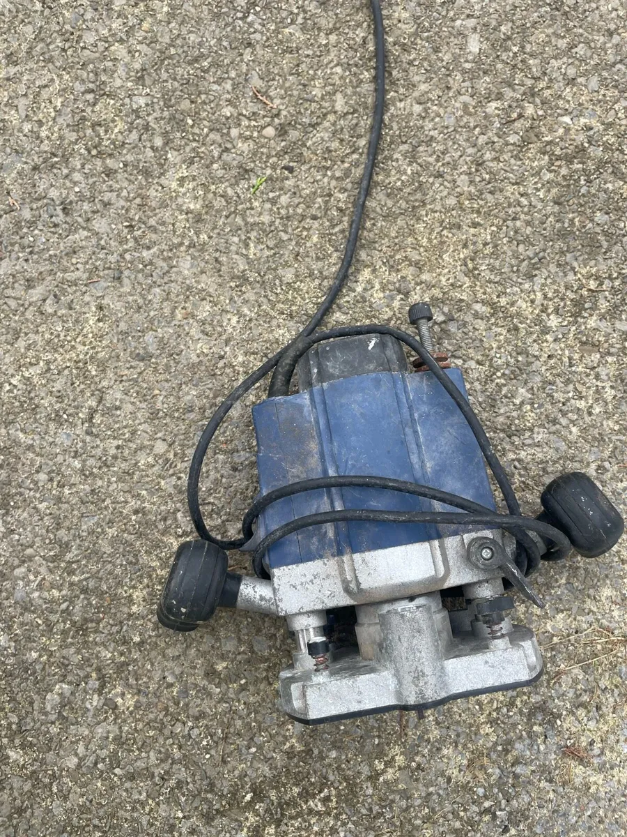 Router best offer takes it - Image 3