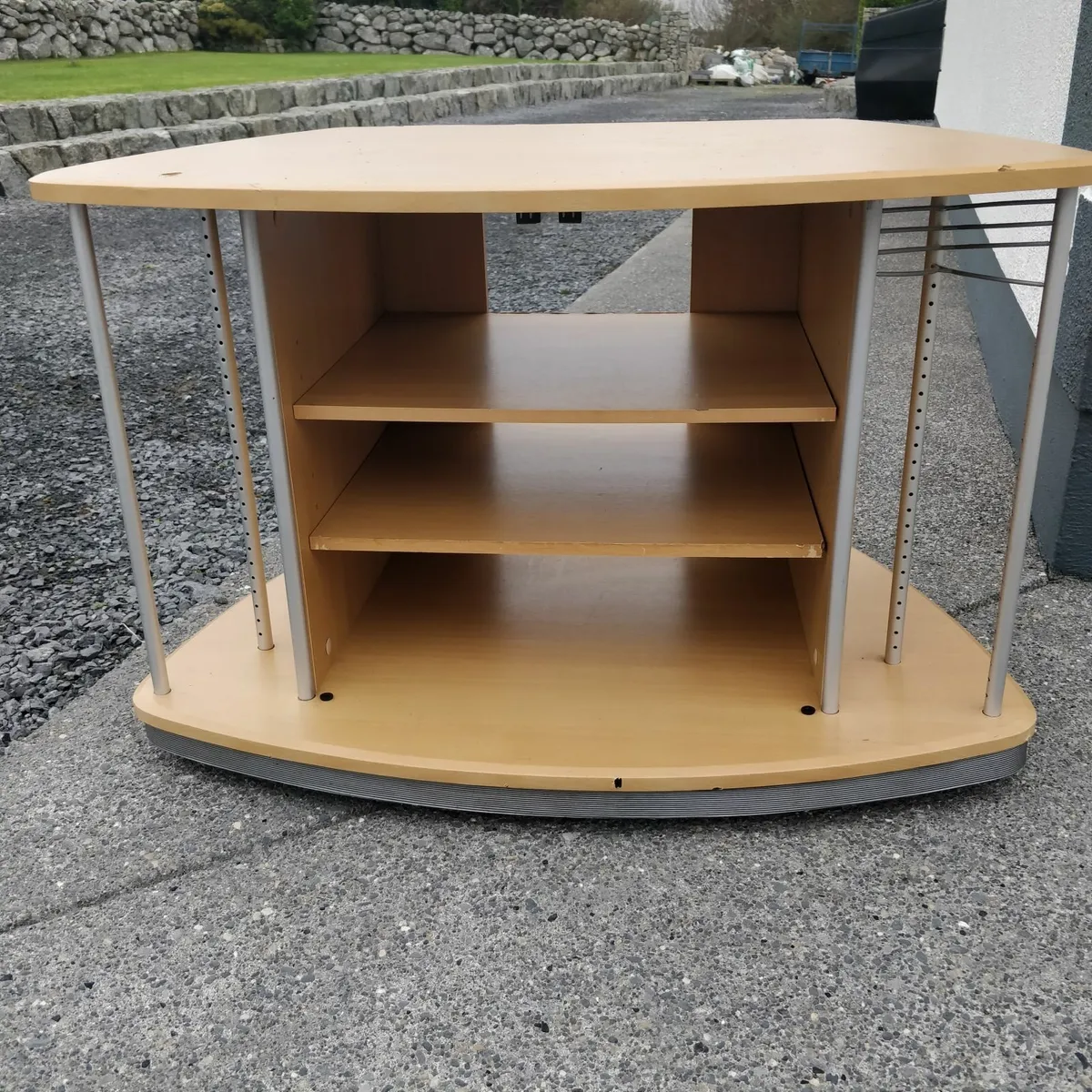 TV STAND - Image 1