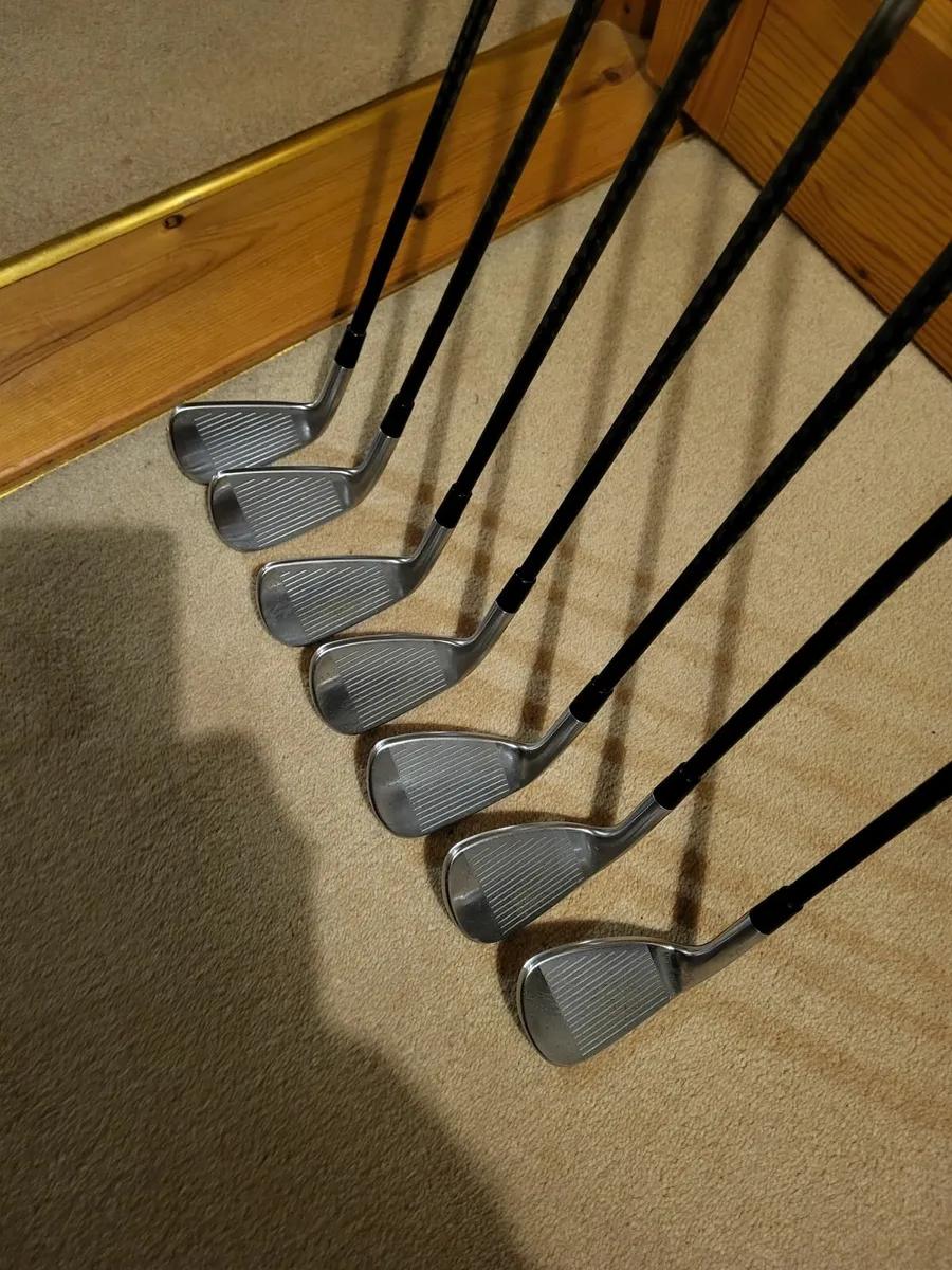 Taylormade P790 irons for sale - Image 3