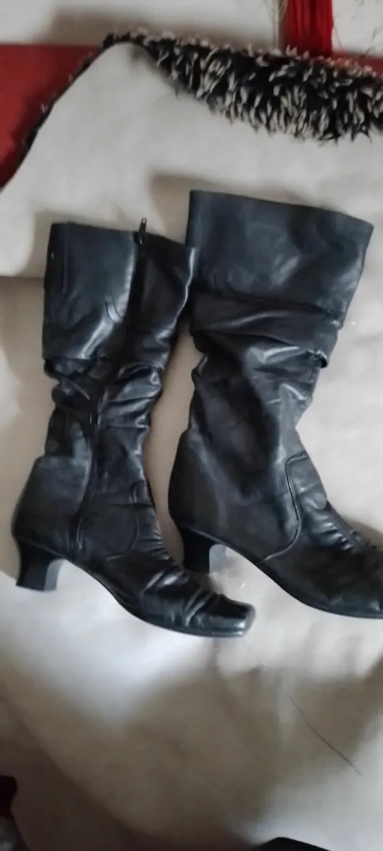 Crossdresser? Lingerie. Footwear size 8 - Image 1