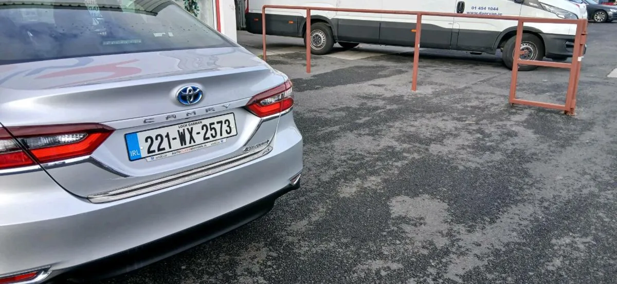 Toyota camry - Image 3