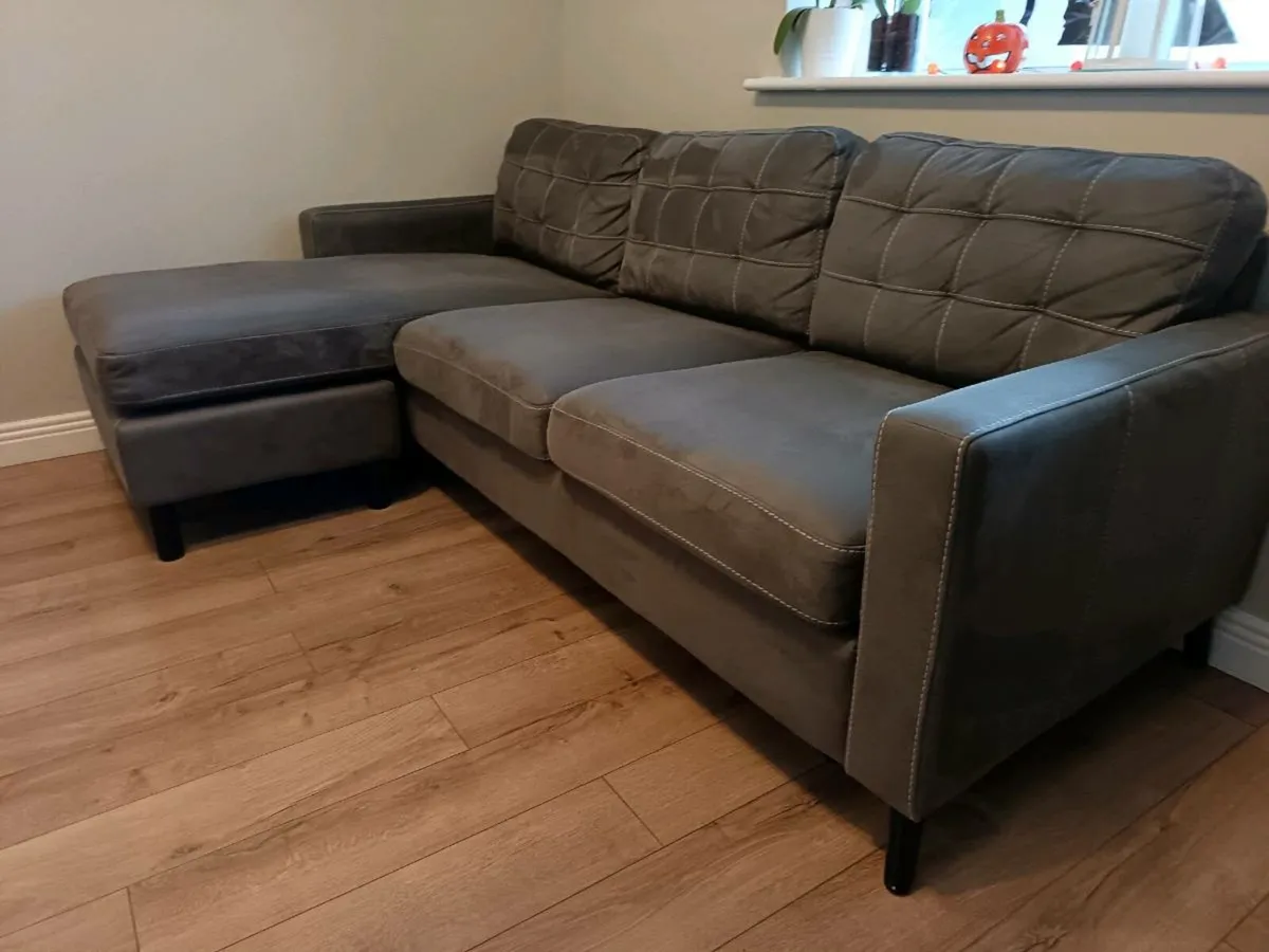 L shape slim fit sofa - Image 4