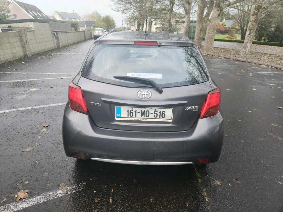 Toyota Yaris - Image 4