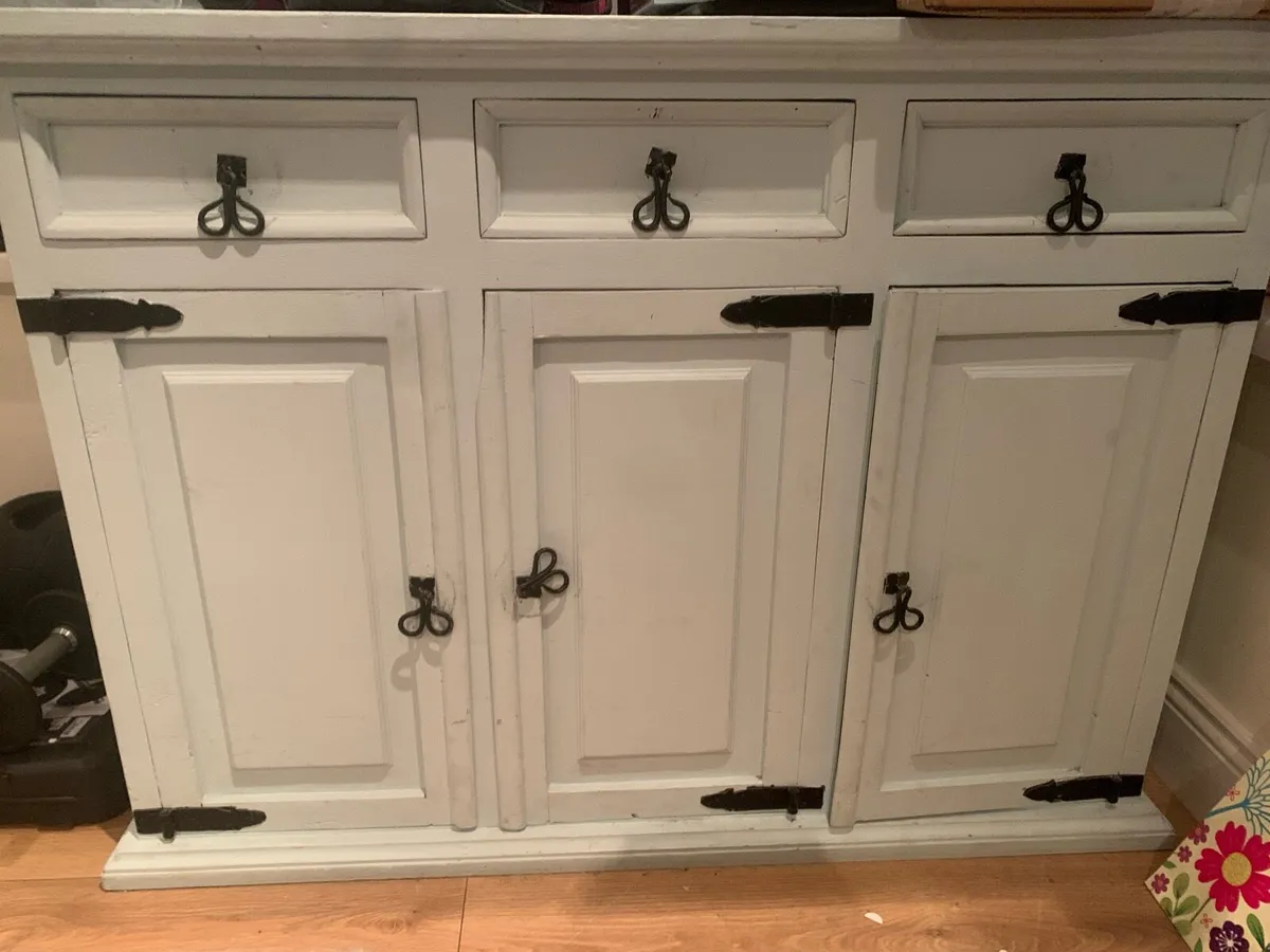 Side Board - Image 1