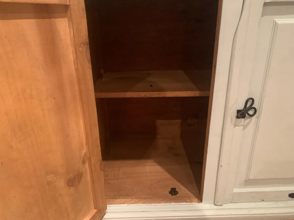 Side Board - Image 2