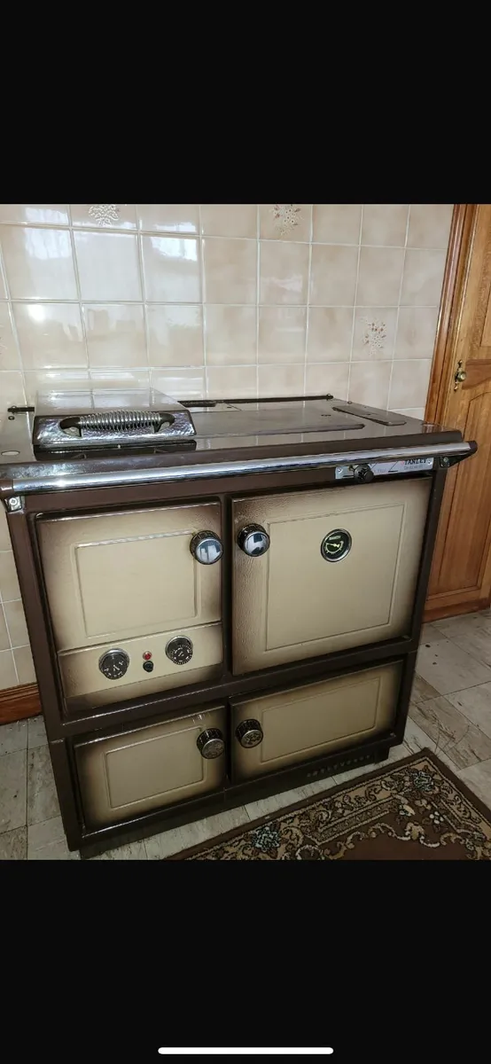 Stanley Oil Range - Image 1