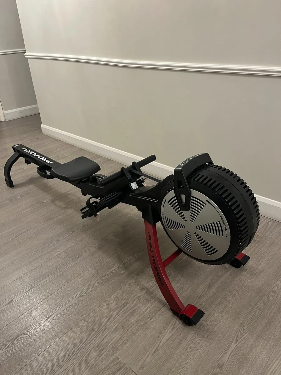 ProForm 550R Rower - Image 1