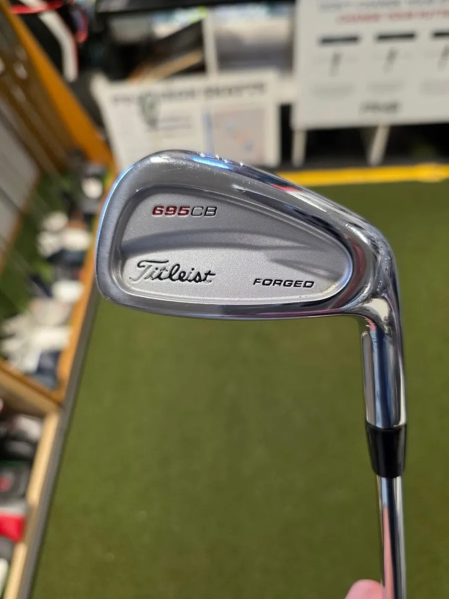 Titleist 695 Cb Forged Irons - Image 2