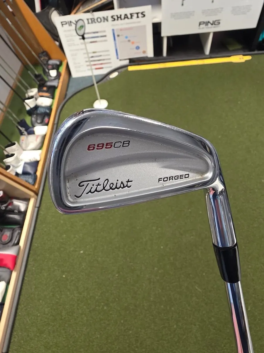Titleist 695 Cb Forged Irons - Image 4