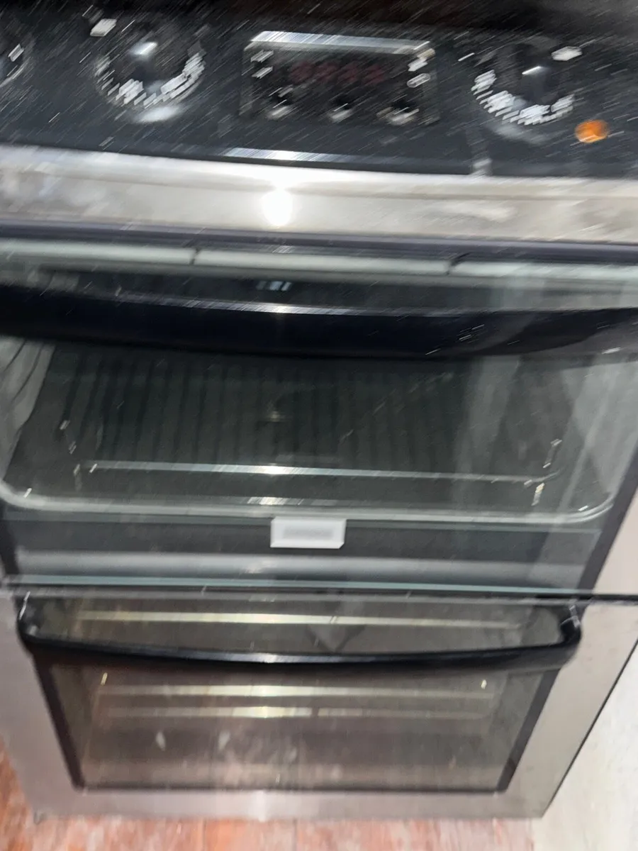 Zanussi Electric Hob and Oven Freestanding - Image 3