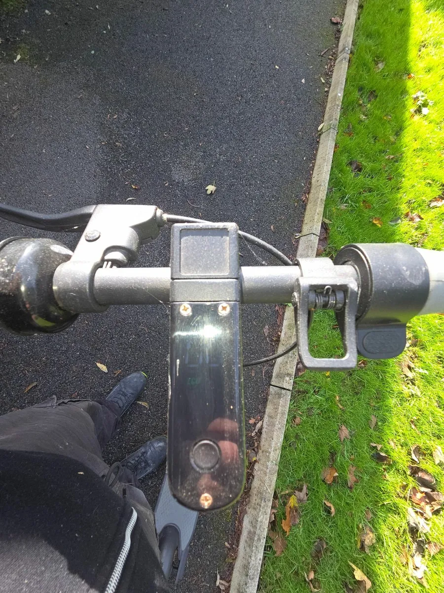 Electric Scooter - Image 2