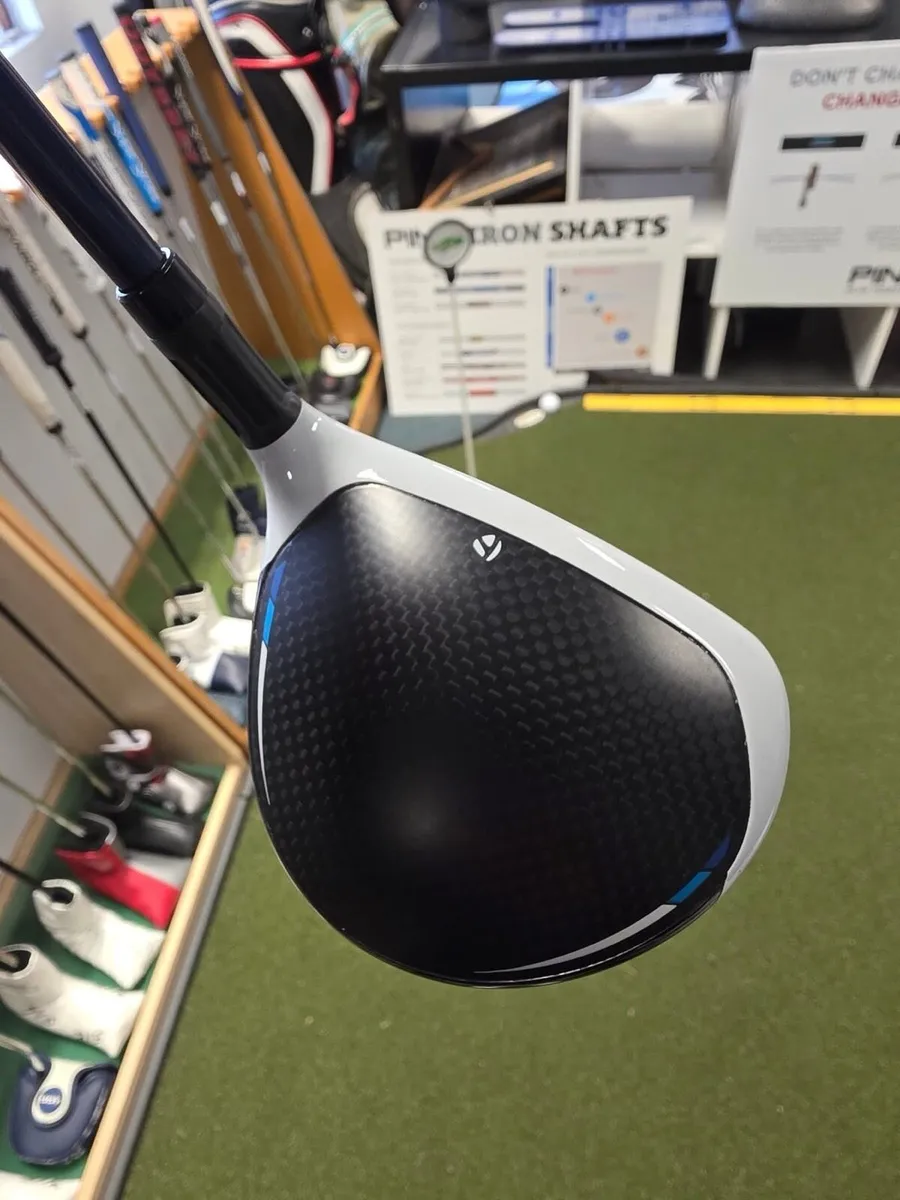 Taylormade Sim2 Max 5 Wood - Image 3