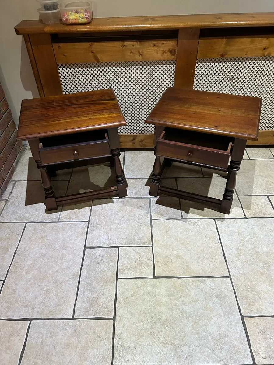 Lamps tables - Image 1