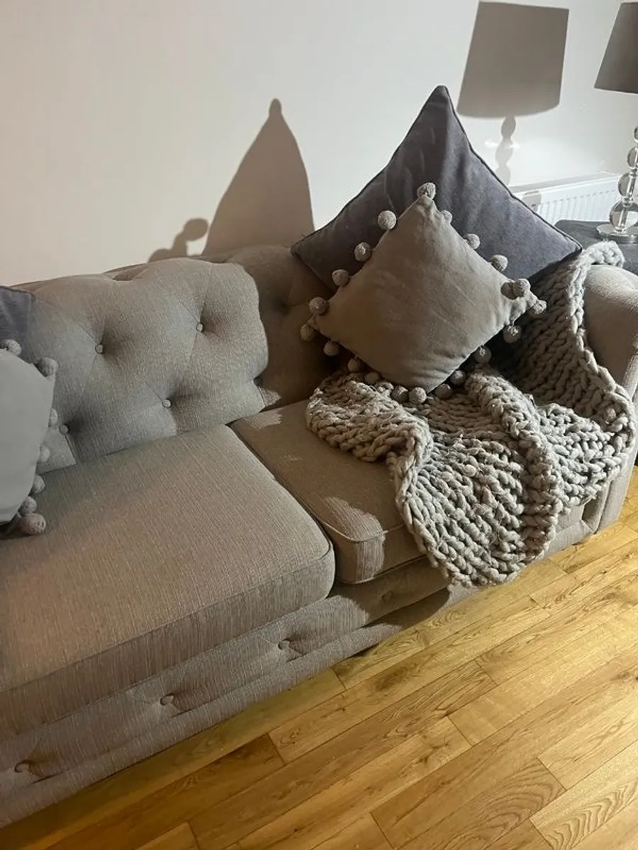 Sofa - Image 4