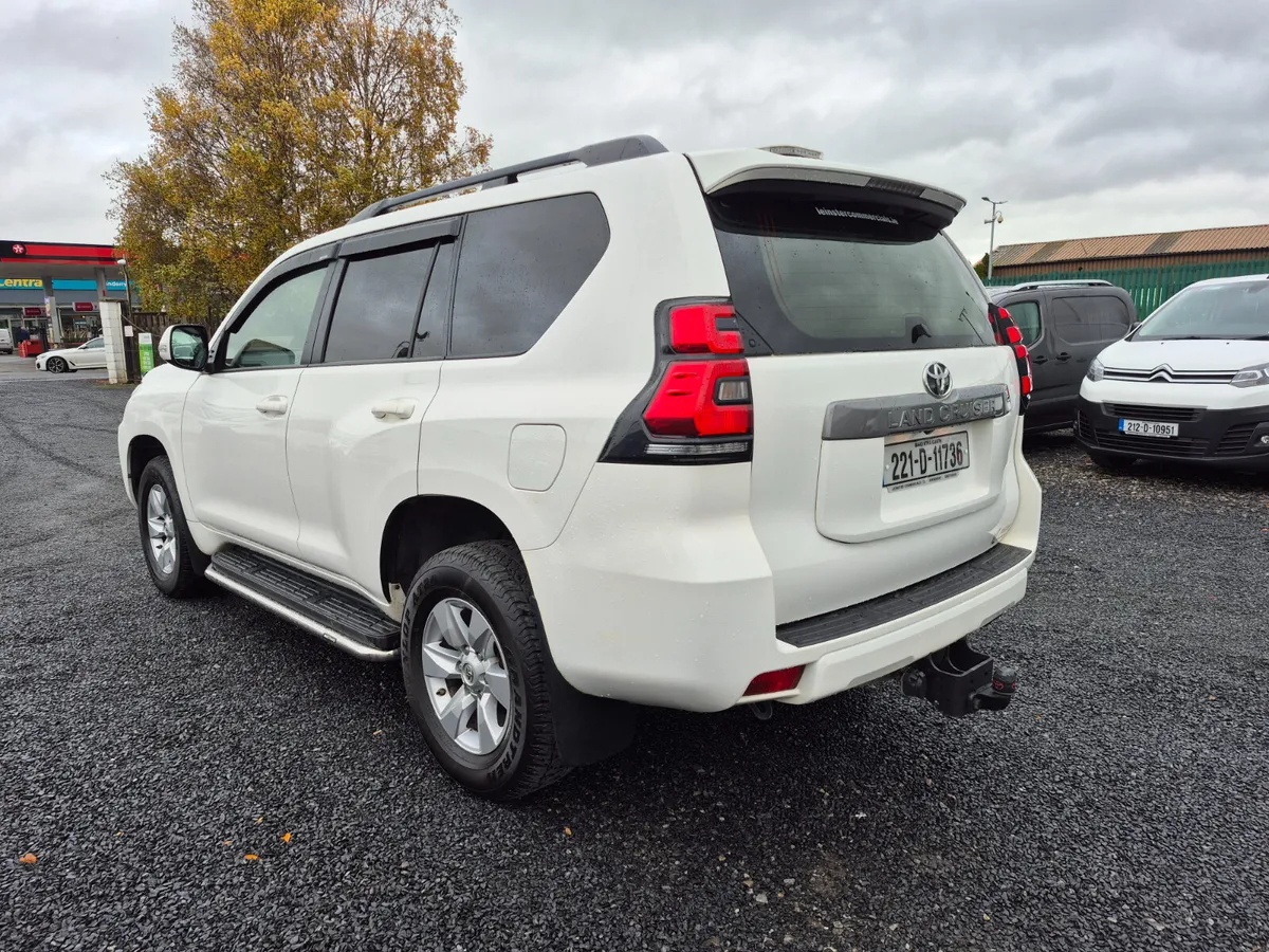 TOYOTA LANDCRUISER 2.8 LWB AUTO INCLUDES VAT - Image 3