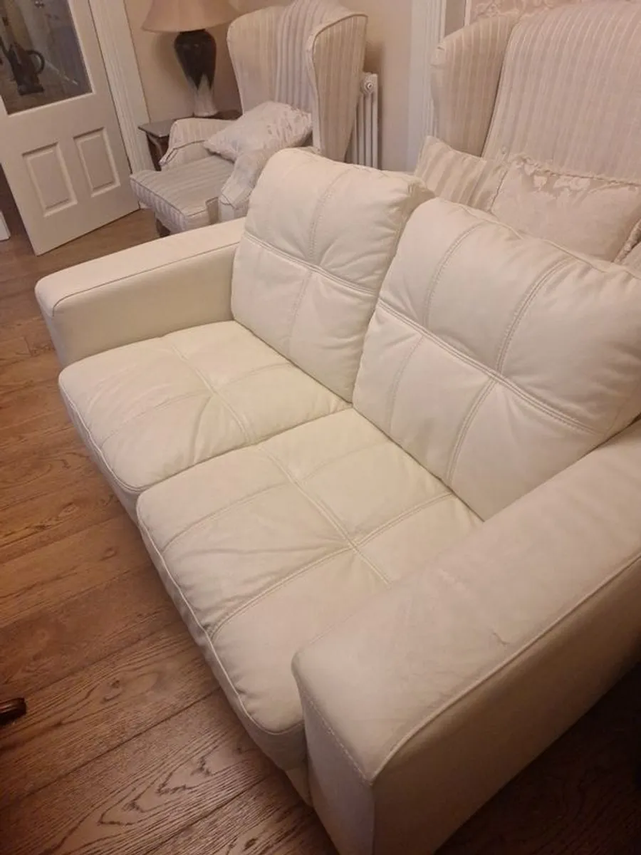 Cream leatherette couch - Image 2