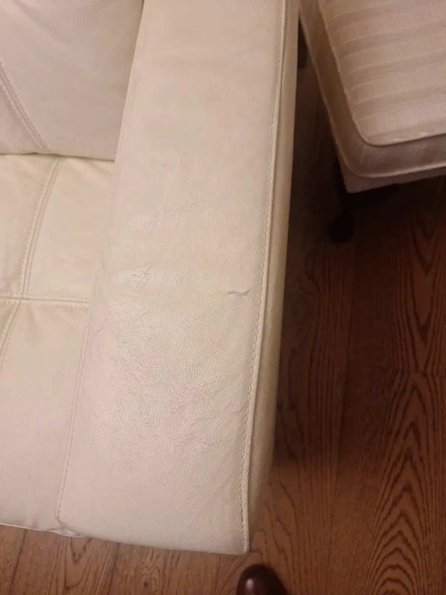 Cream leatherette couch - Image 3