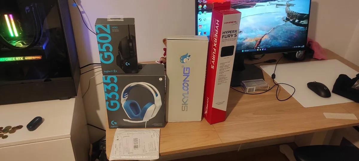 Mouse / pad, keyboard, headphones,  controller , - Image 3