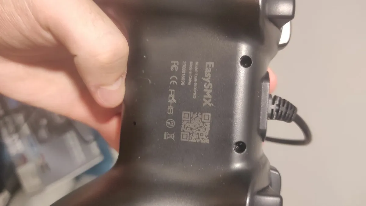 Mouse / pad, keyboard, headphones,  controller , - Image 4