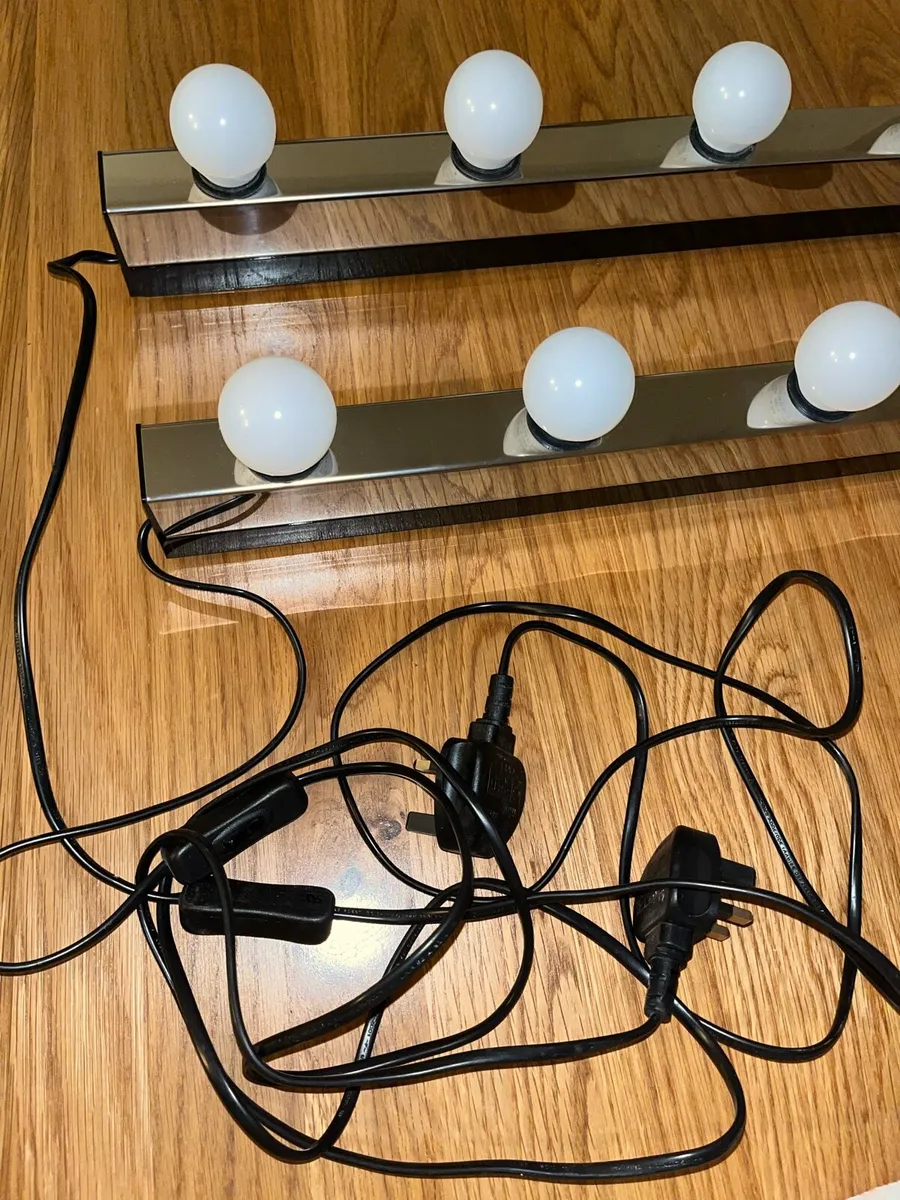 Vanity lights - Image 2