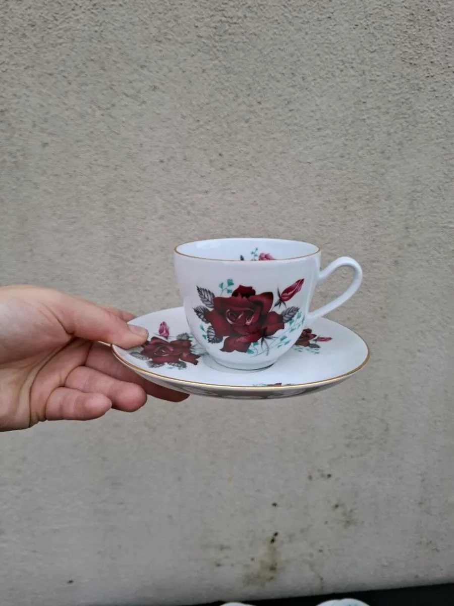 Rose china tea cups and saucers postage possible - Image 1