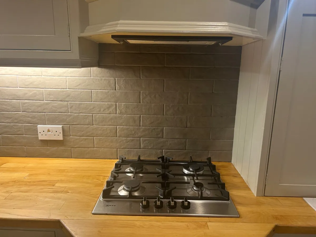 Neff Gas hob - Image 3