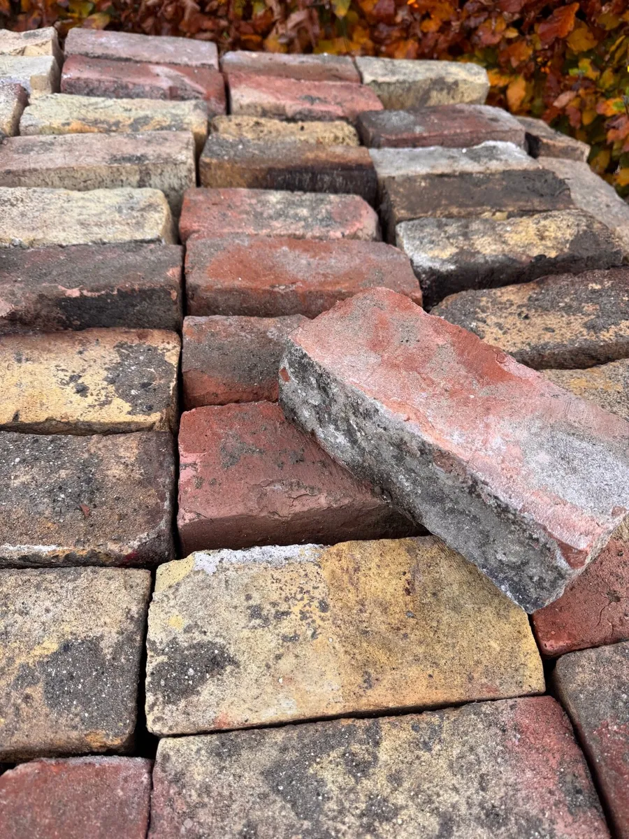 Reclaimed Handmade Bricks - Image 4
