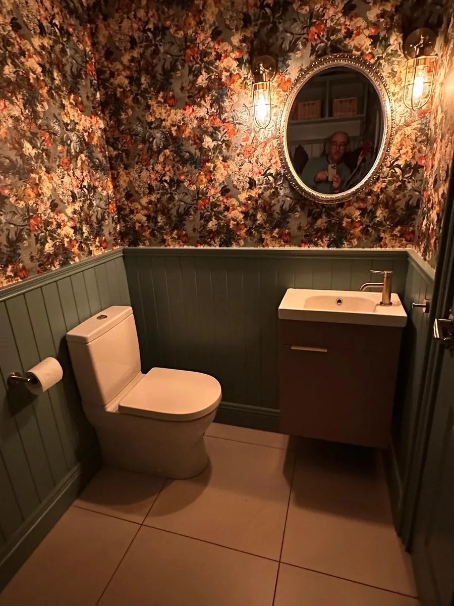 Media units , wall panelling - Image 4