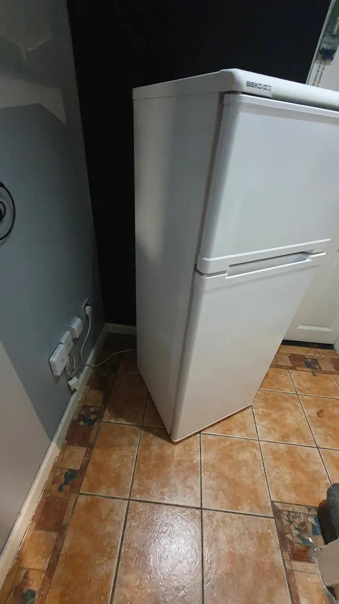 Beko fridge - Image 3
