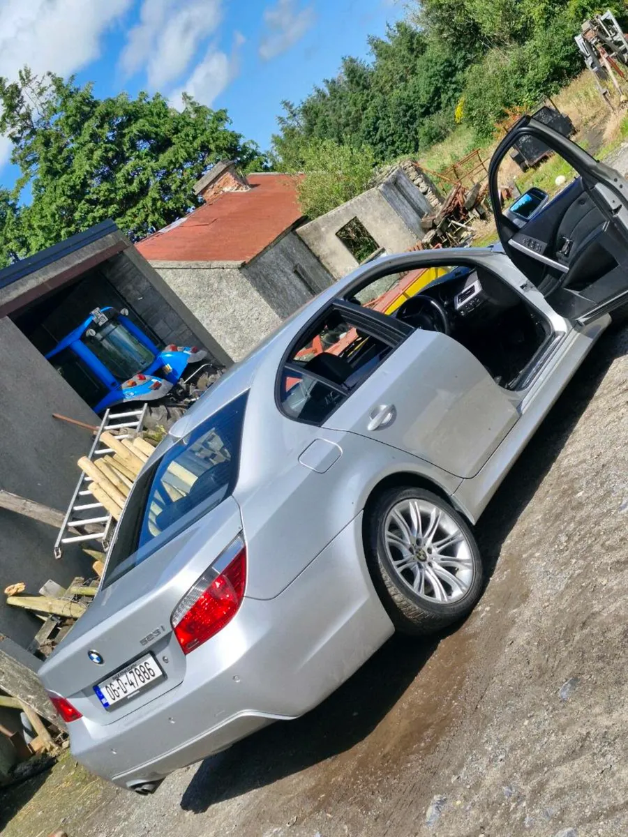bmw 523i - Image 2